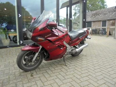 Suzuki GSX (1993) — foto 1