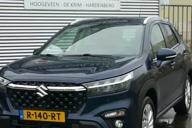 Suzuki S-Cross (2022)