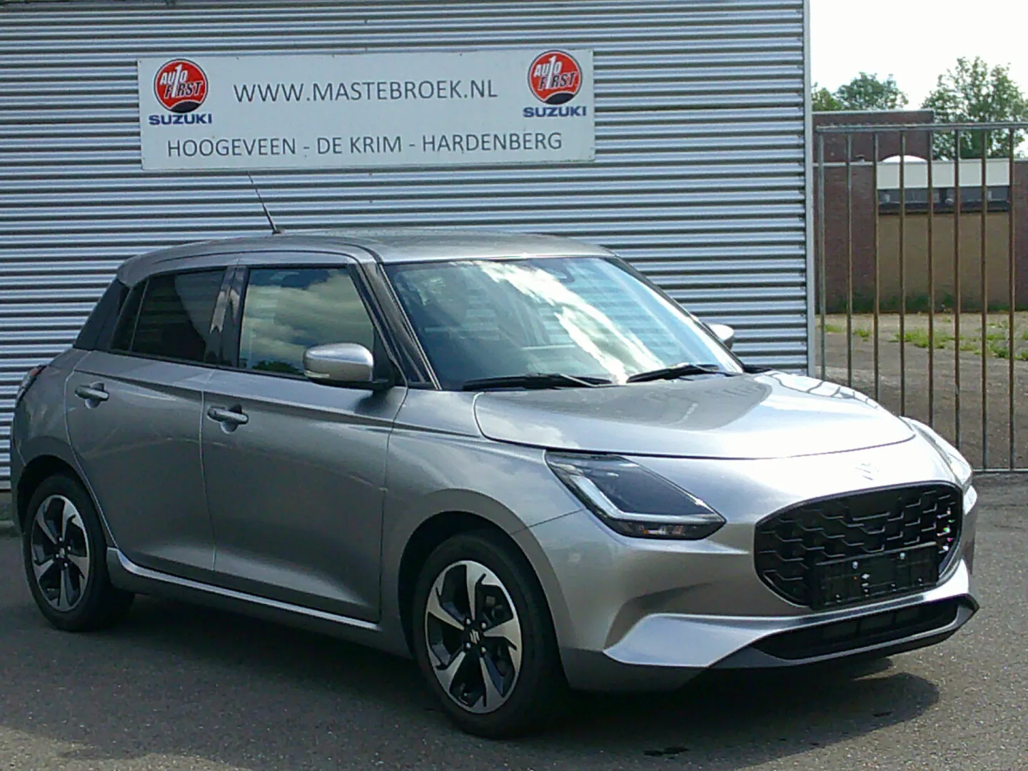 Suzuki Swift (2025) — foto 1