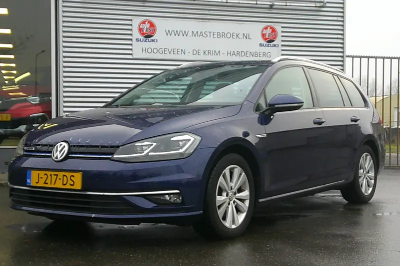 Volkswagen Golf (2020)