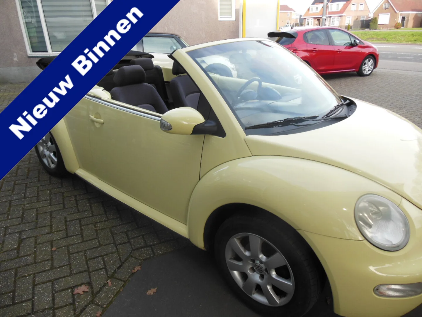 Volkswagen New Beetle (2003) — foto 1