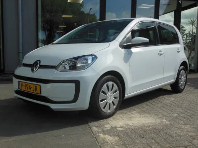 Volkswagen Up! (2020) — foto 1