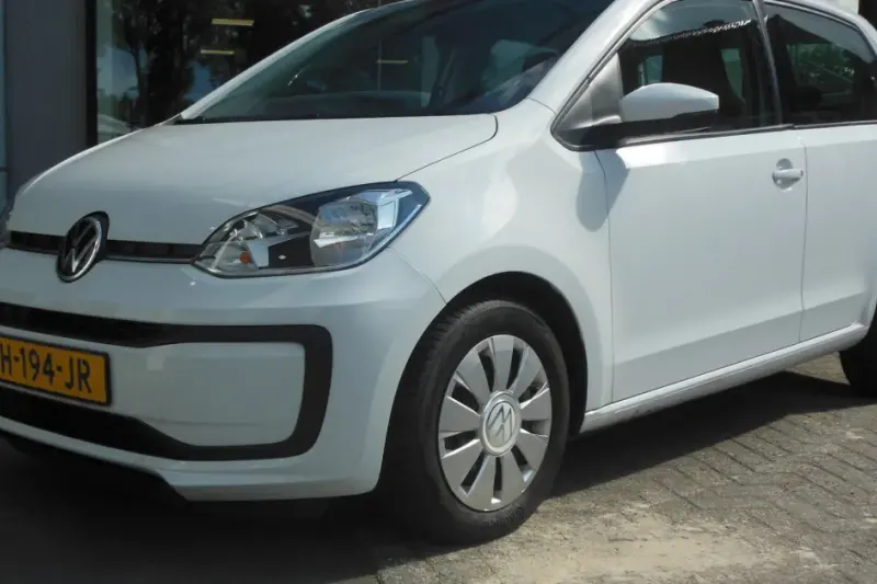 Volkswagen Up! (2020)