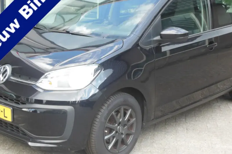 Volkswagen Up! (2018)
