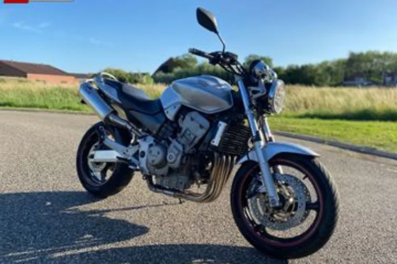 Honda CB 900 F Hornet (2005)