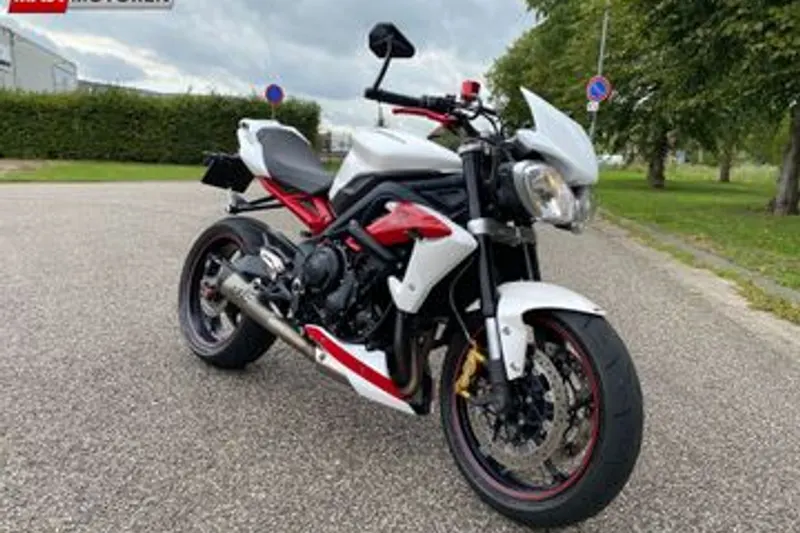 Triumph Street Triple 675 R (2014)