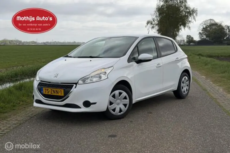Peugeot 208 (2013)
