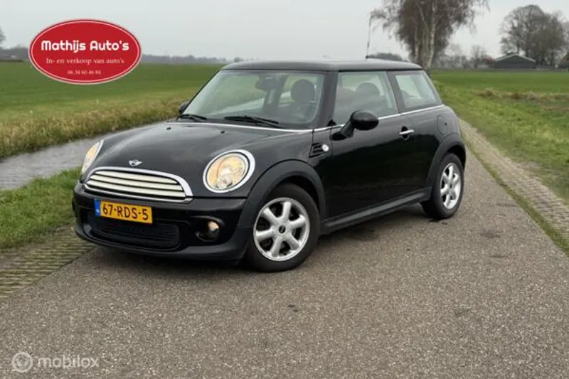 MINI Mini (2011)