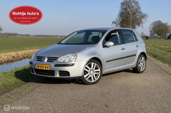 Volkswagen Golf (2005) — foto 1