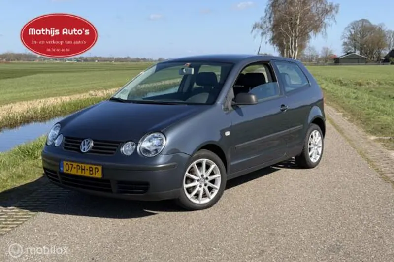Volkswagen Polo (2004)