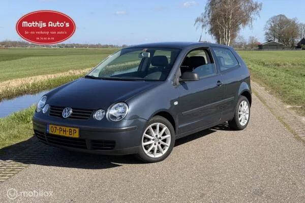 Volkswagen Polo (2004) — foto 1