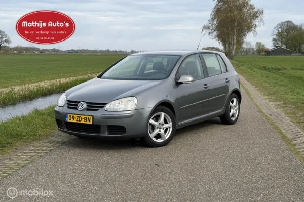 Volkswagen Golf (2008) — foto 1