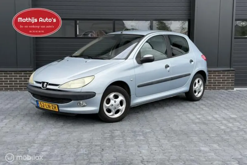 Peugeot 206 (2003)