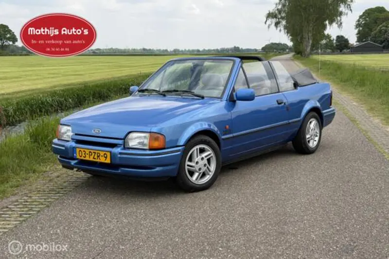 Ford Escort (2011)