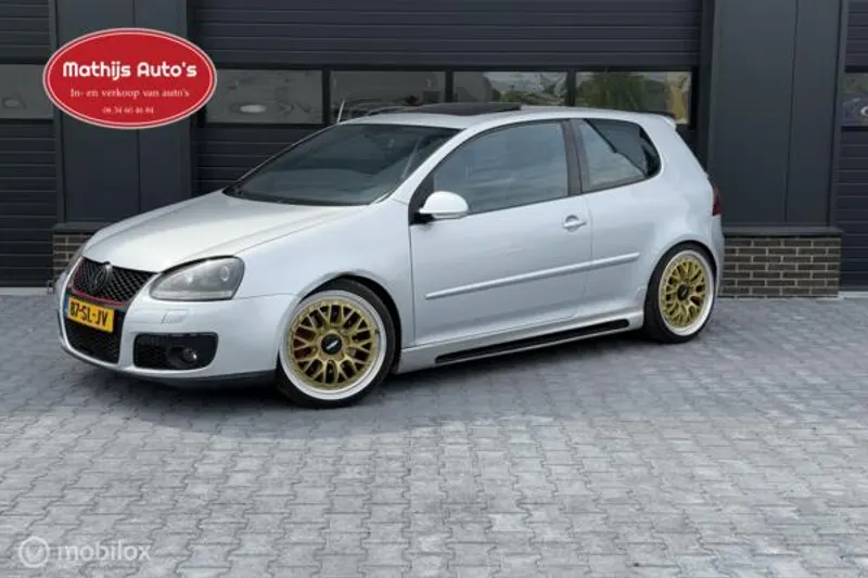 Volkswagen Golf (2006)