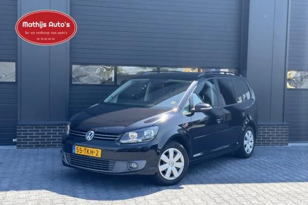Volkswagen Touran (2012) — foto 1