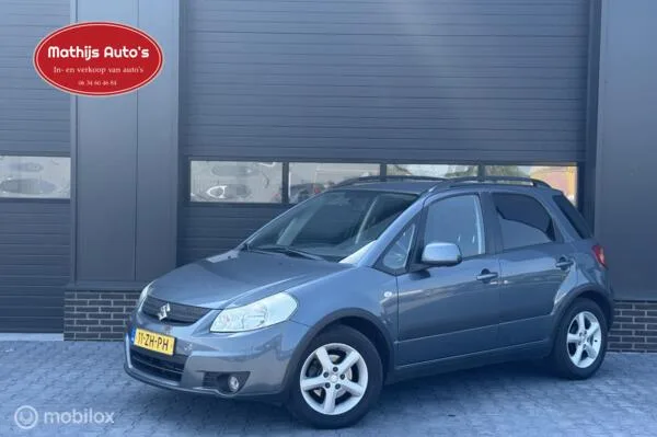 Suzuki SX4 (2008) — foto 1