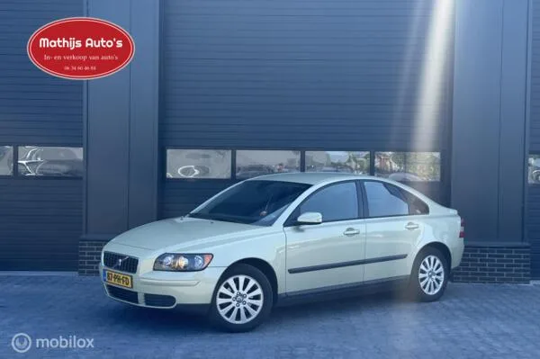 Volvo S40 (2004) — foto 1