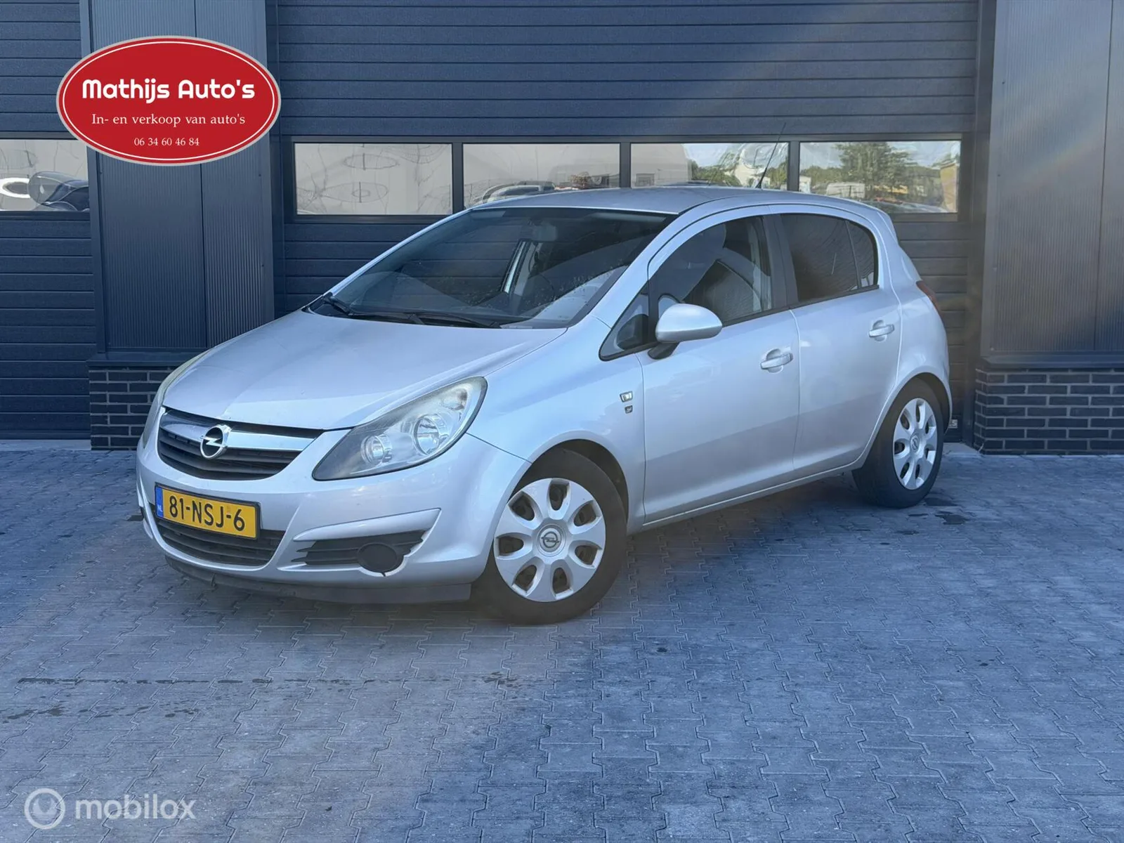 Opel Corsa (2010) — foto 1