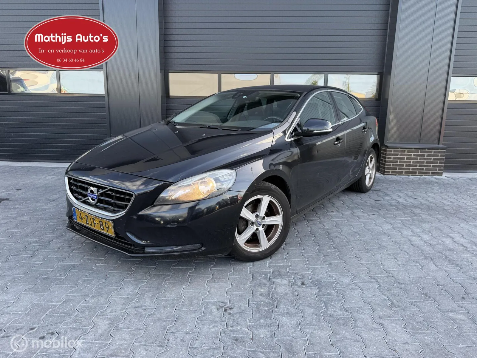 Volvo V40 (2014) — foto 1