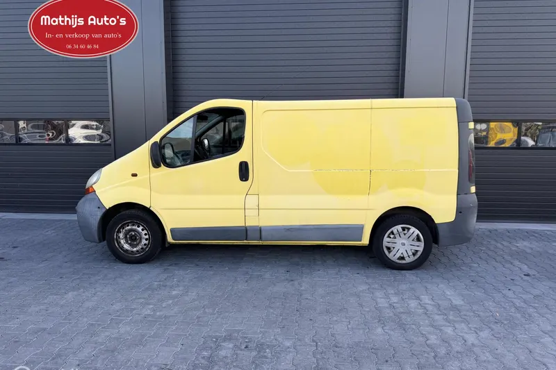 Renault Trafic (2003)