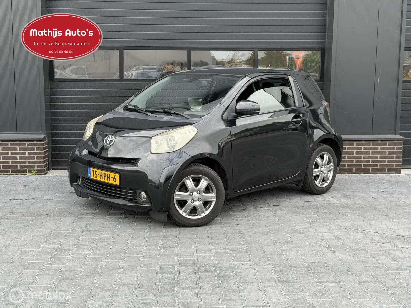 Toyota iQ (2009) — foto 1