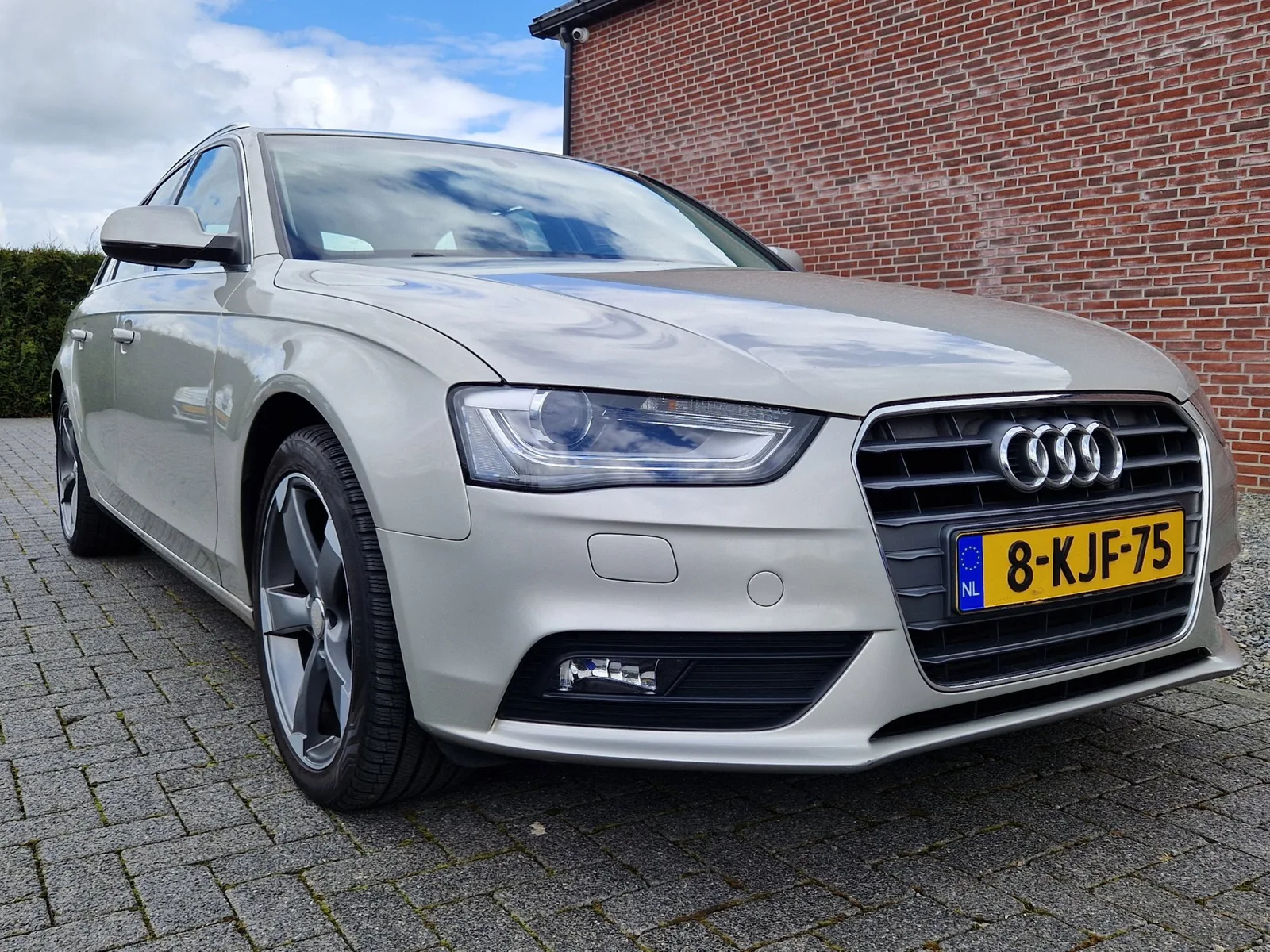 Audi A4 (2013) — foto 1
