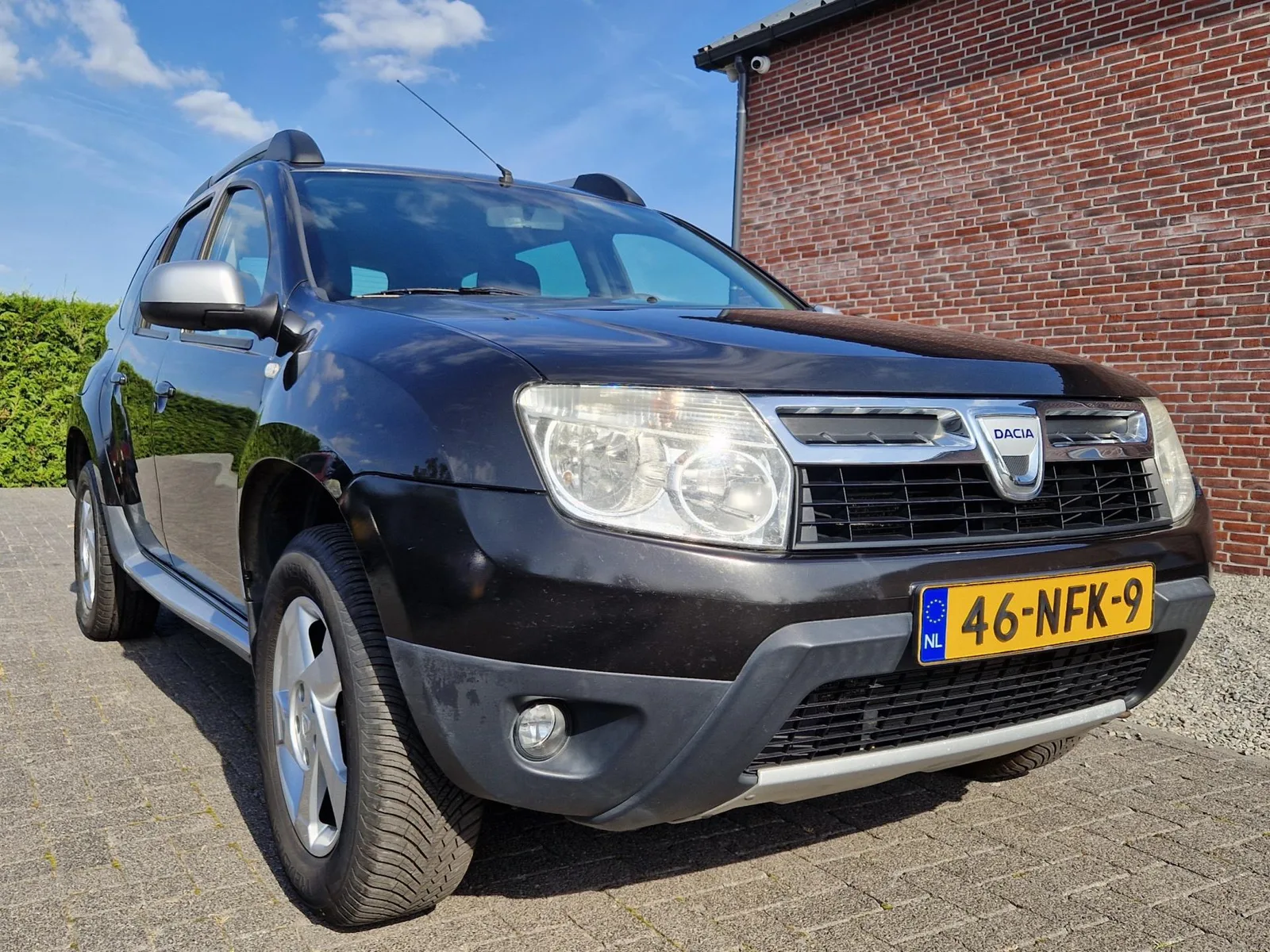 Dacia Duster (2010) — foto 1