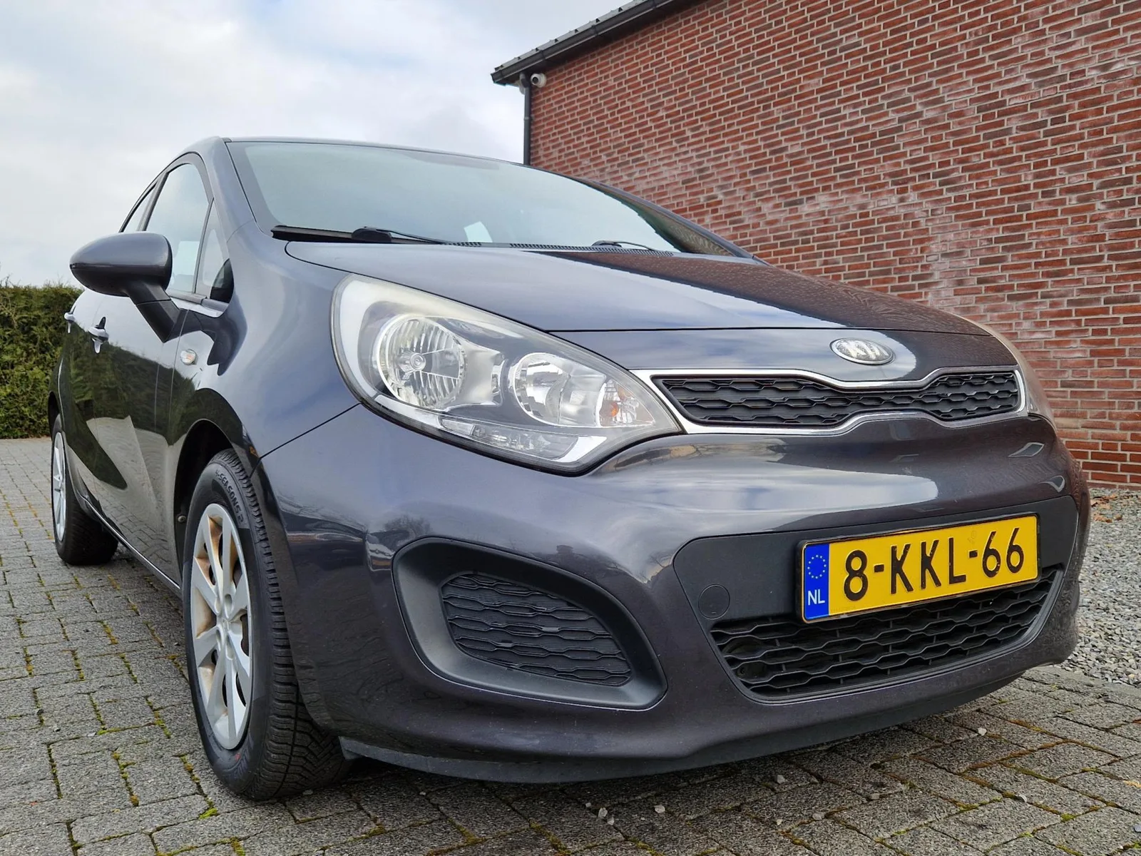 Kia Rio (2013) — foto 1