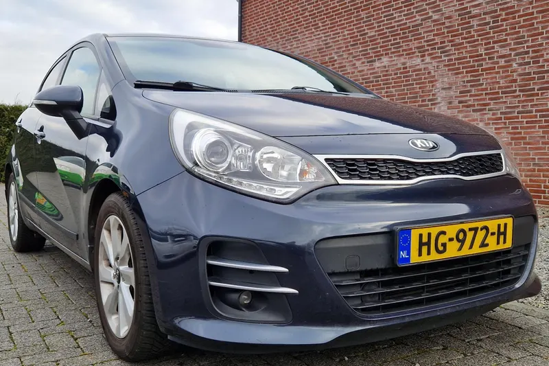 Kia Rio (2015)