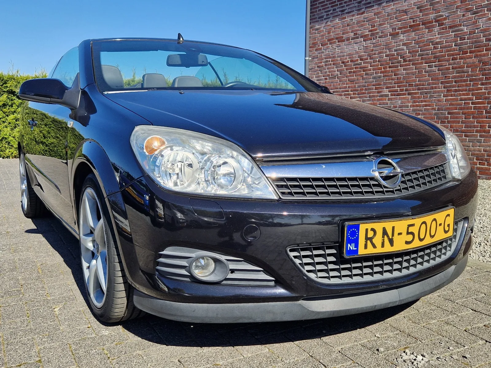 Opel Astra Twin Top (2008) — foto 1