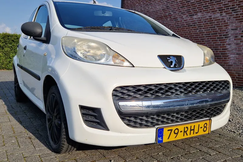 Peugeot 107 (2011)