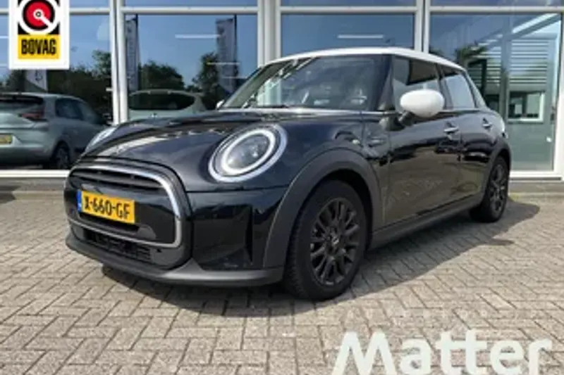 MINI Cooper (2023)