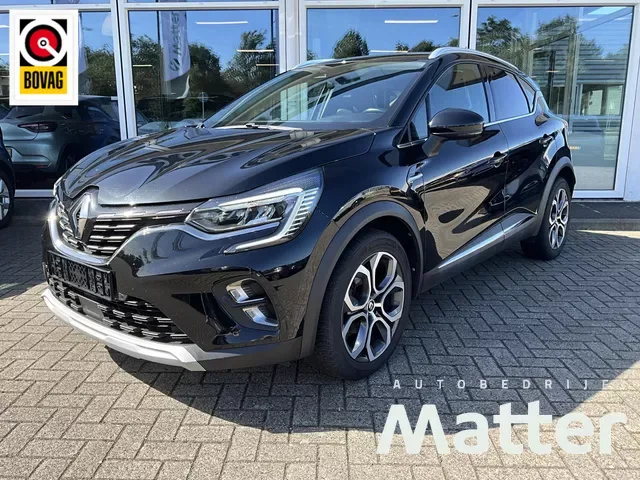 Renault Captur (2022) — foto 1