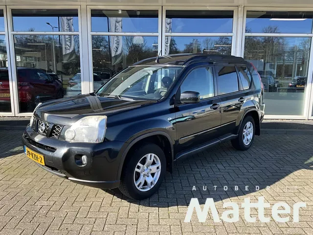 Nissan X-Trail (2009) — foto 1