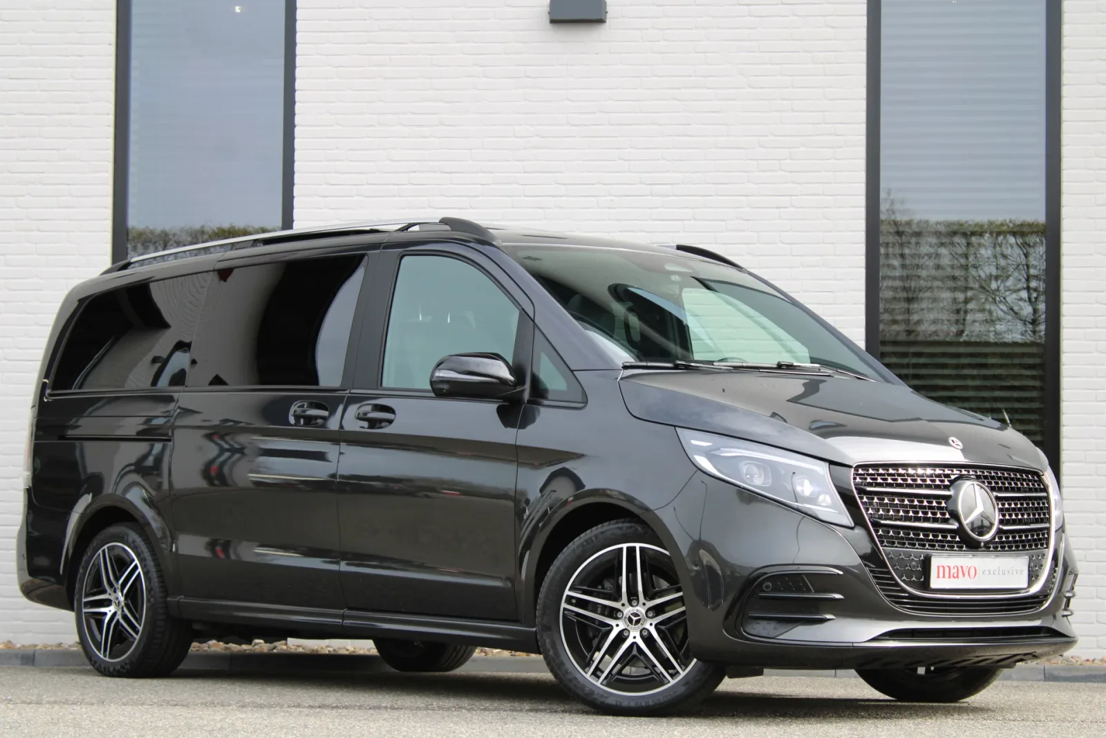 Mercedes-Benz V-Klasse (2024) — foto 1