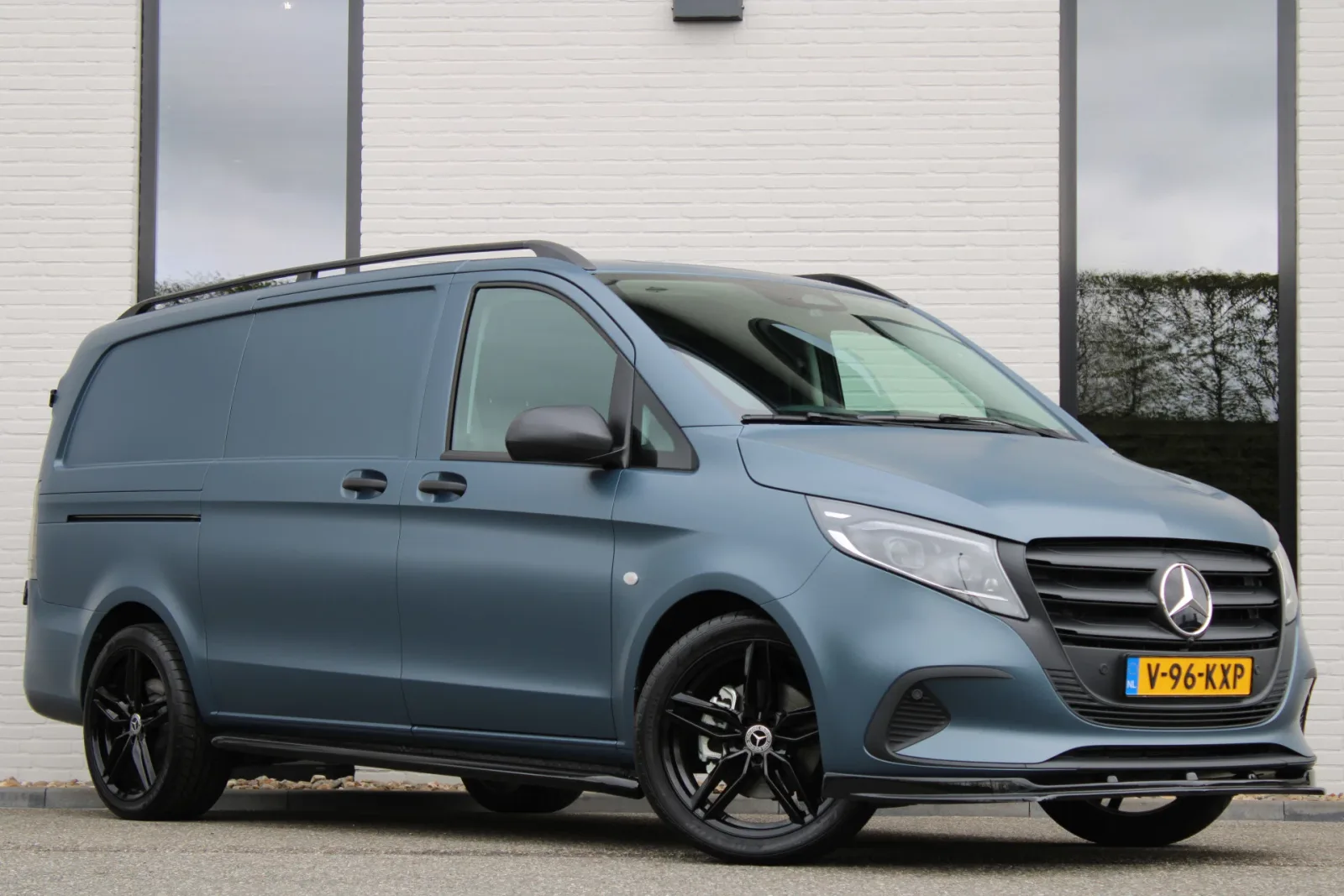 Mercedes-Benz Vito (2024) — foto 1