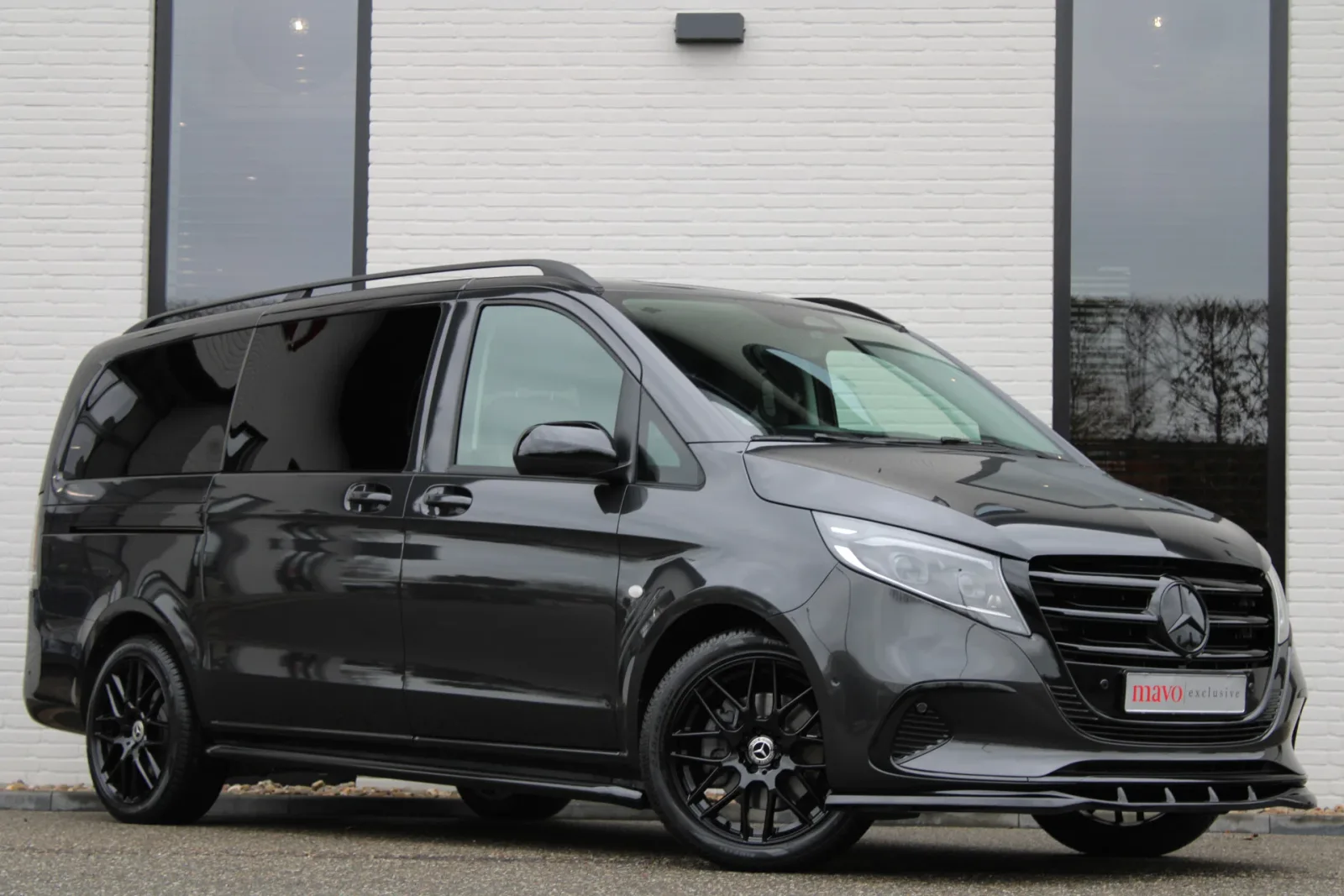 Mercedes-Benz Vito (2024) — foto 1