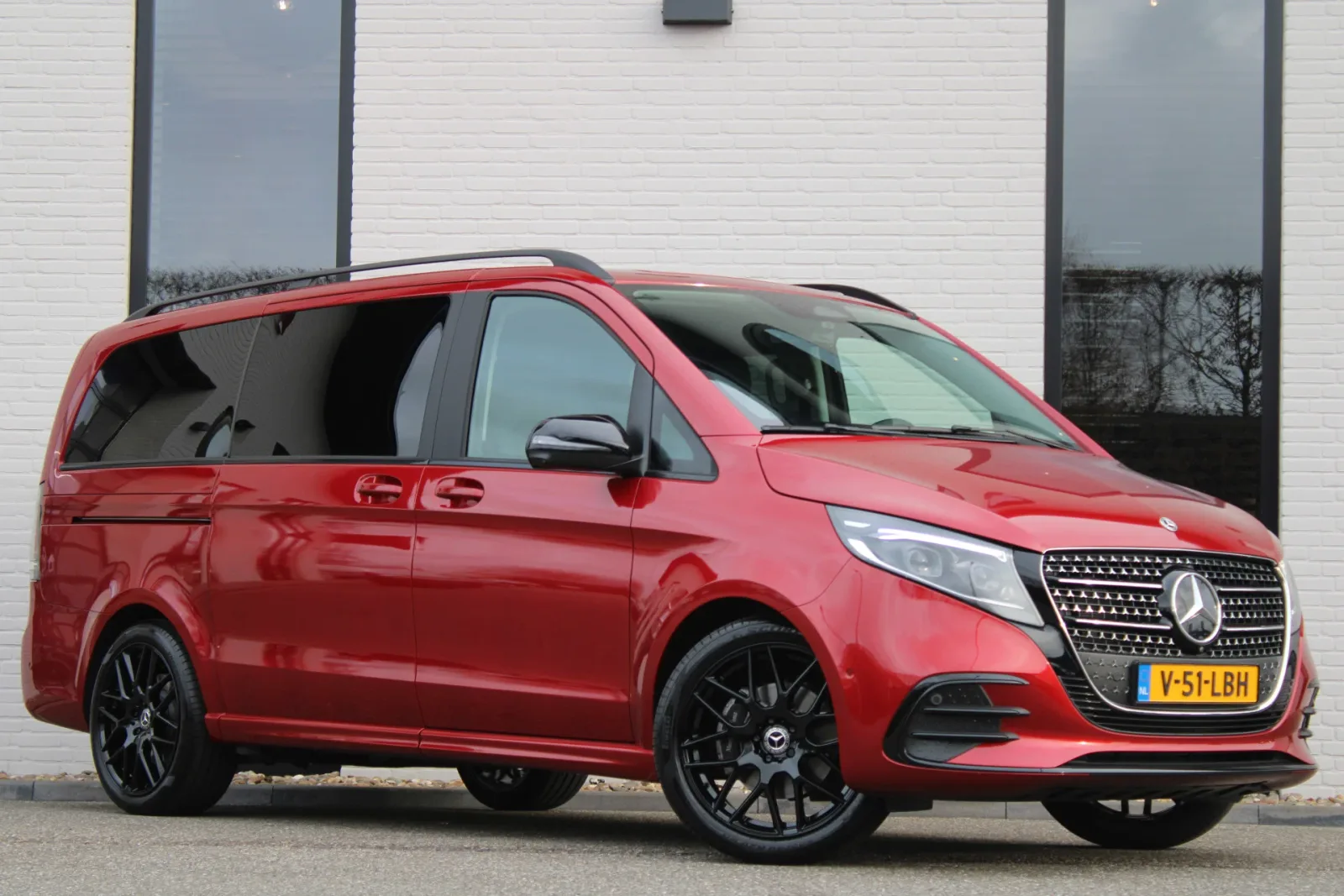 Mercedes-Benz V-Klasse (2024) — foto 1