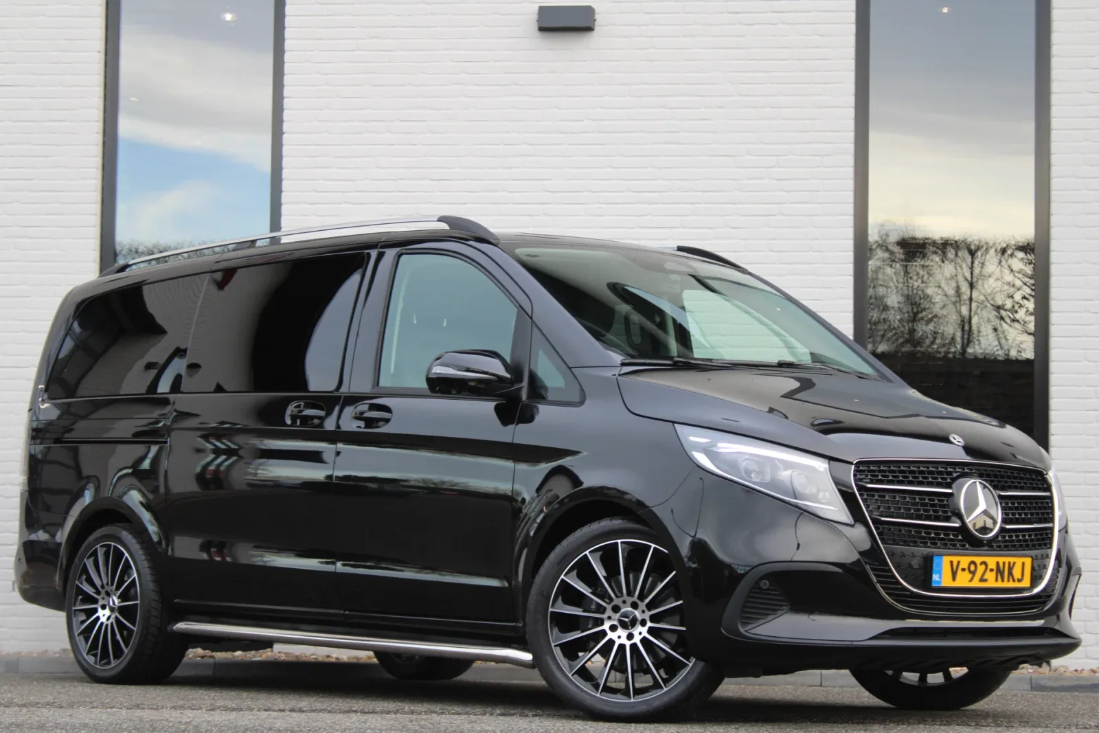 Mercedes-Benz V-Klasse (2025) — foto 1