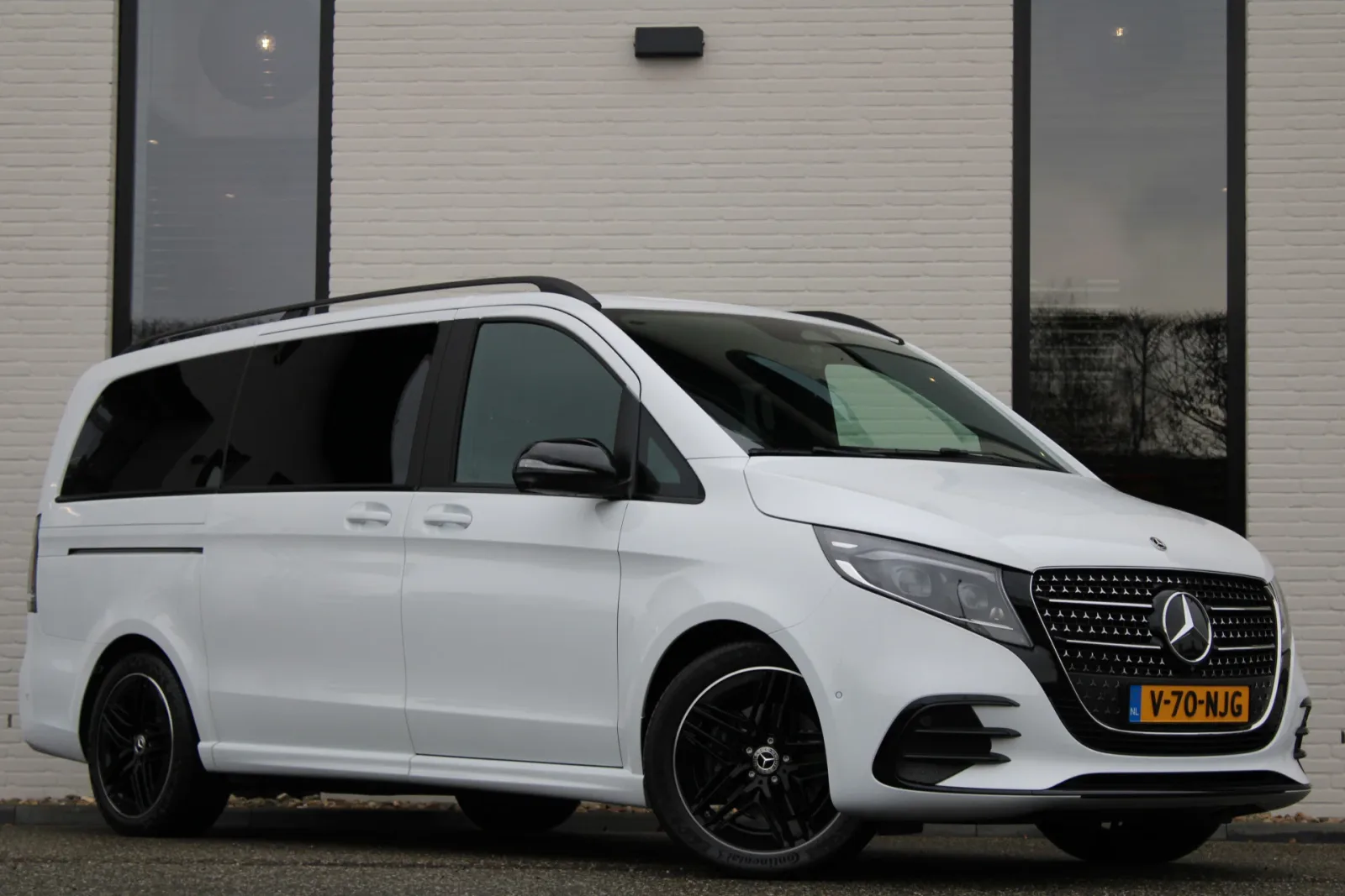 Mercedes-Benz V-Klasse (2024) — foto 1