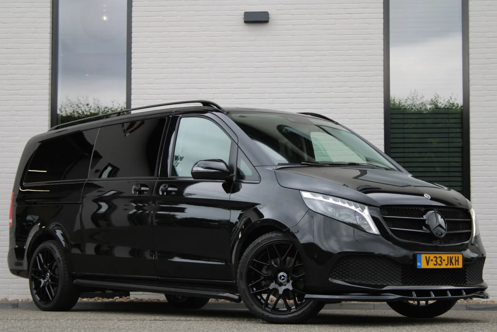 Mercedes-Benz V-Klasse (2023) — foto 1