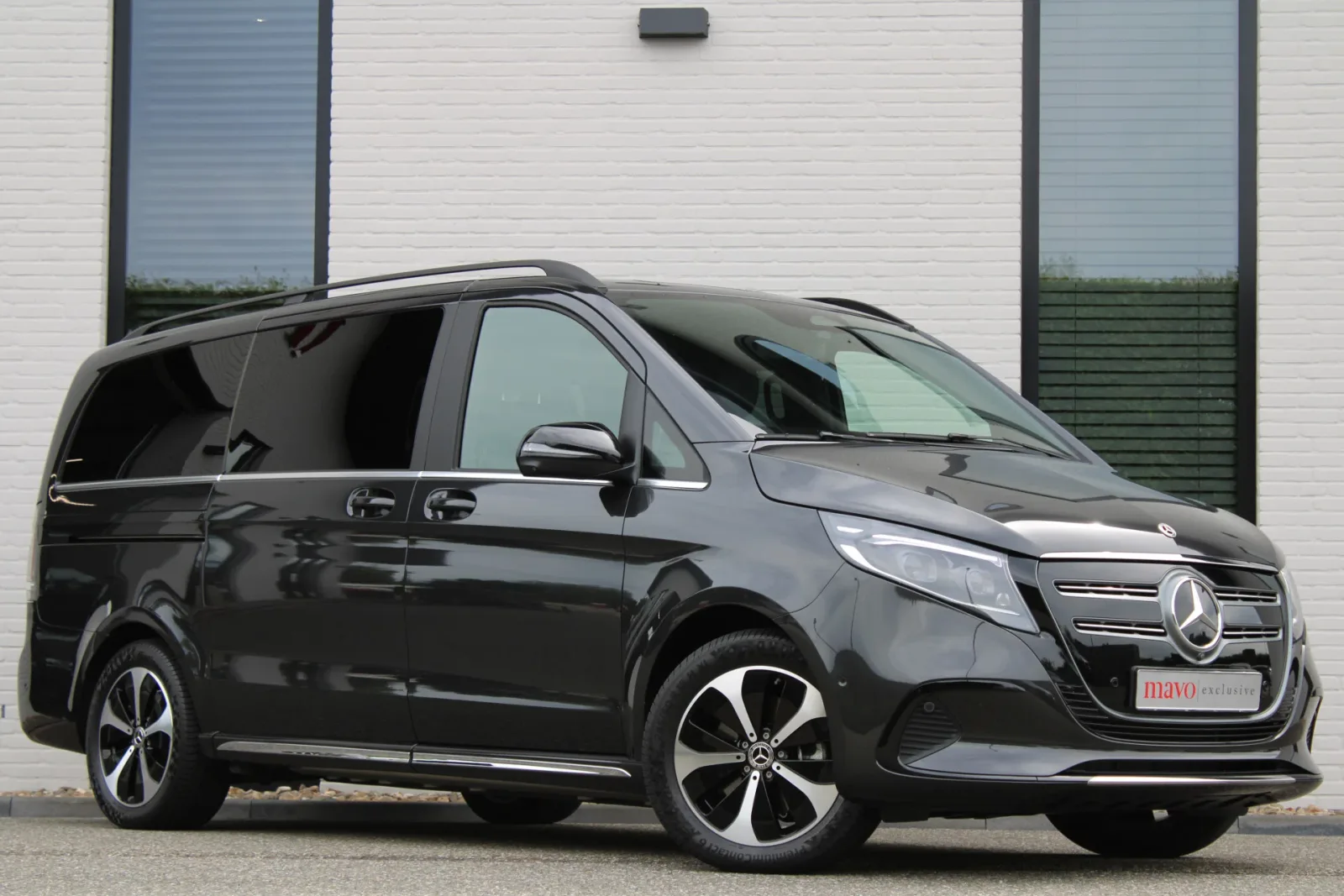 Mercedes-Benz EQV (2024) — foto 1
