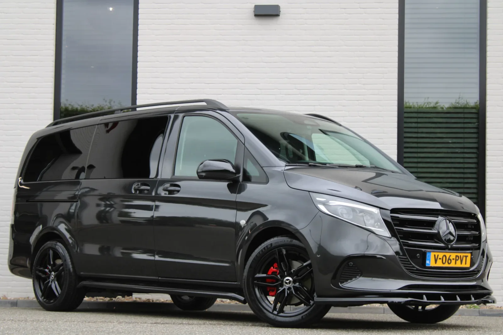 Mercedes-Benz Vito (2024) — foto 1