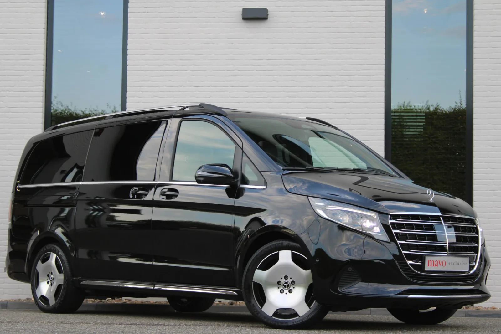 Mercedes-Benz V-Klasse (2024) — foto 1