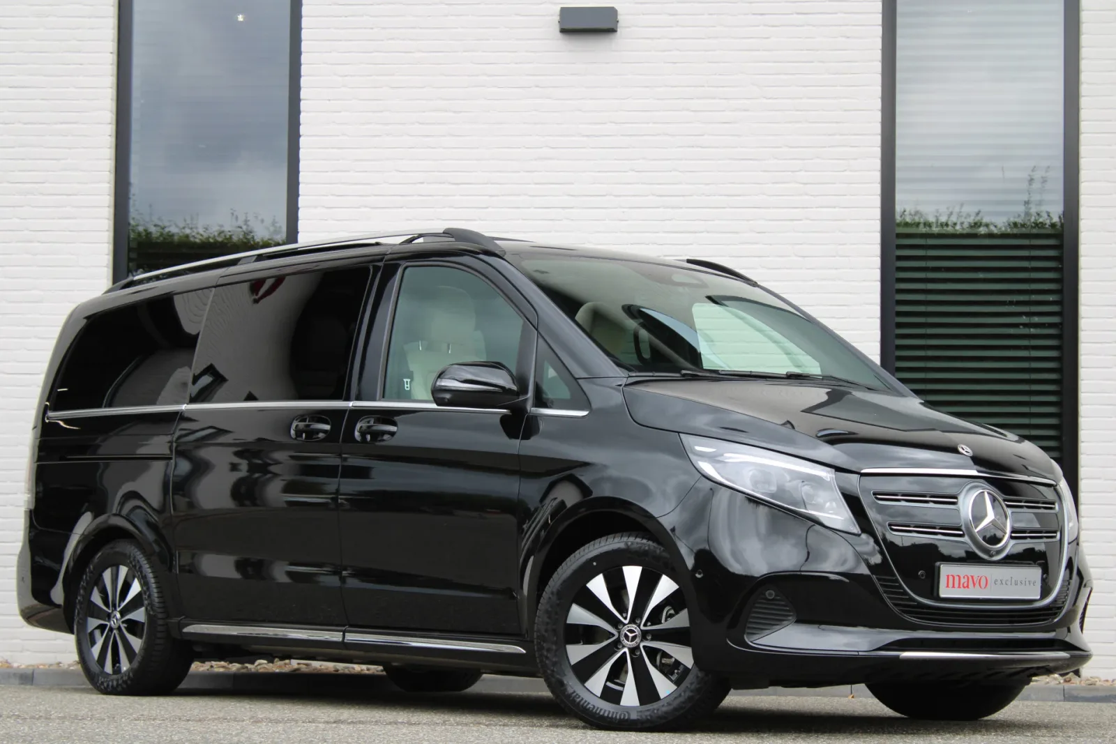 Mercedes-Benz EQV (2025) — foto 1
