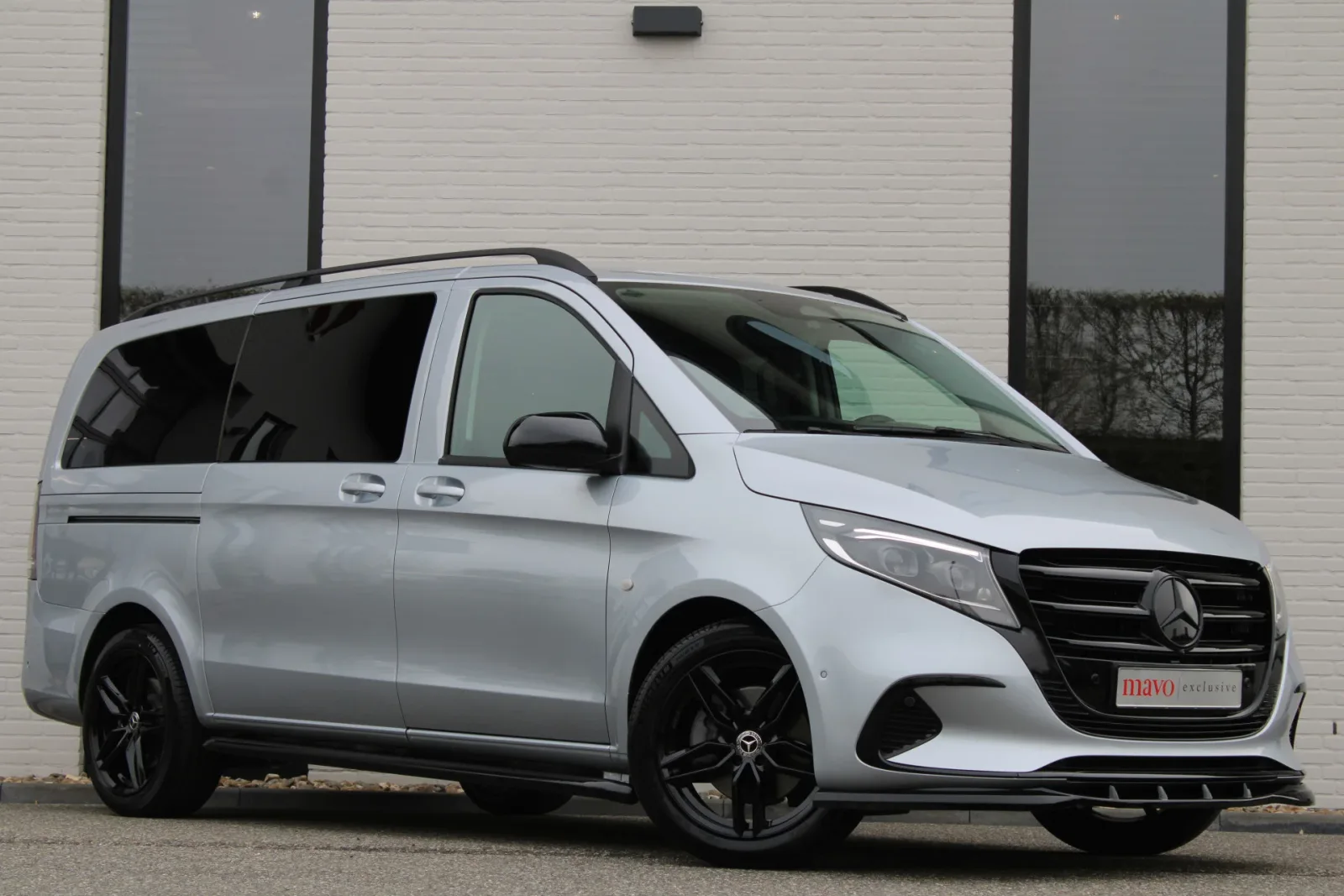 Mercedes-Benz Vito (2024) — foto 1