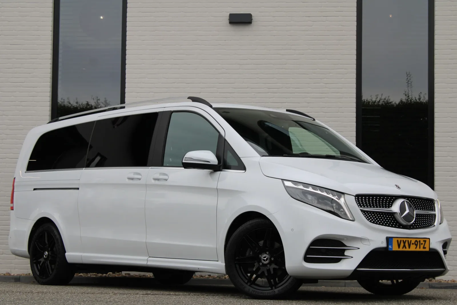 Mercedes-Benz V-Klasse (2024) — foto 1