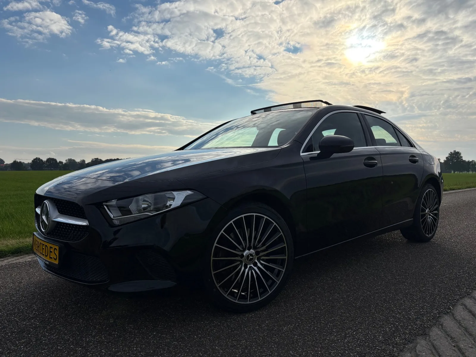 Mercedes-Benz A-Klasse (2022) — foto 1