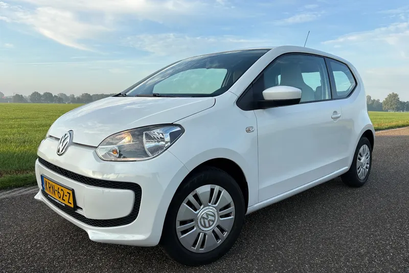 Volkswagen Up! (2015)